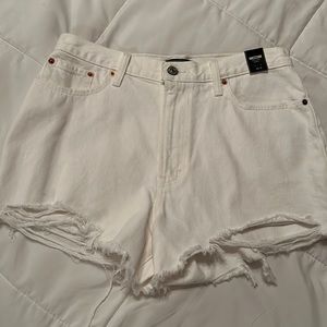 Abercrombie white denim shorts NWT 29/8